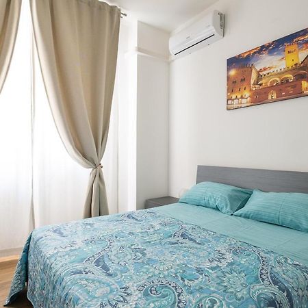 Studio 24 - Holiday & Business Apartment Болоня Екстериор снимка