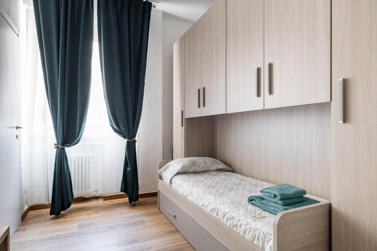 Studio 24 - Holiday & Business Apartment Болоня Екстериор снимка